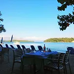 Avra