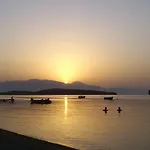 Hotel Avra 3*