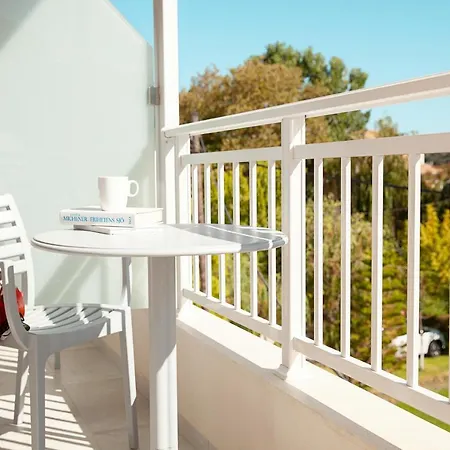 Avra Hotell Nidhrion