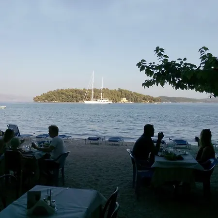 Avra Hotel