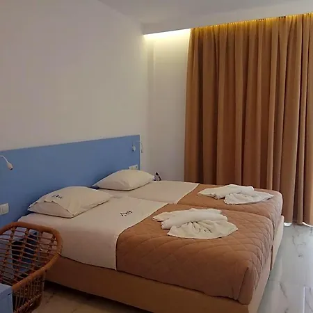 Hotel Avra 3*