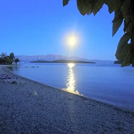Avra Ξενοδοχείο 3*